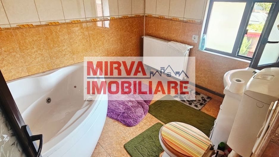 🏡 Casă spațioasă cu 9 camere în Strejnicu – pentru locuință, birouri - Poză 73