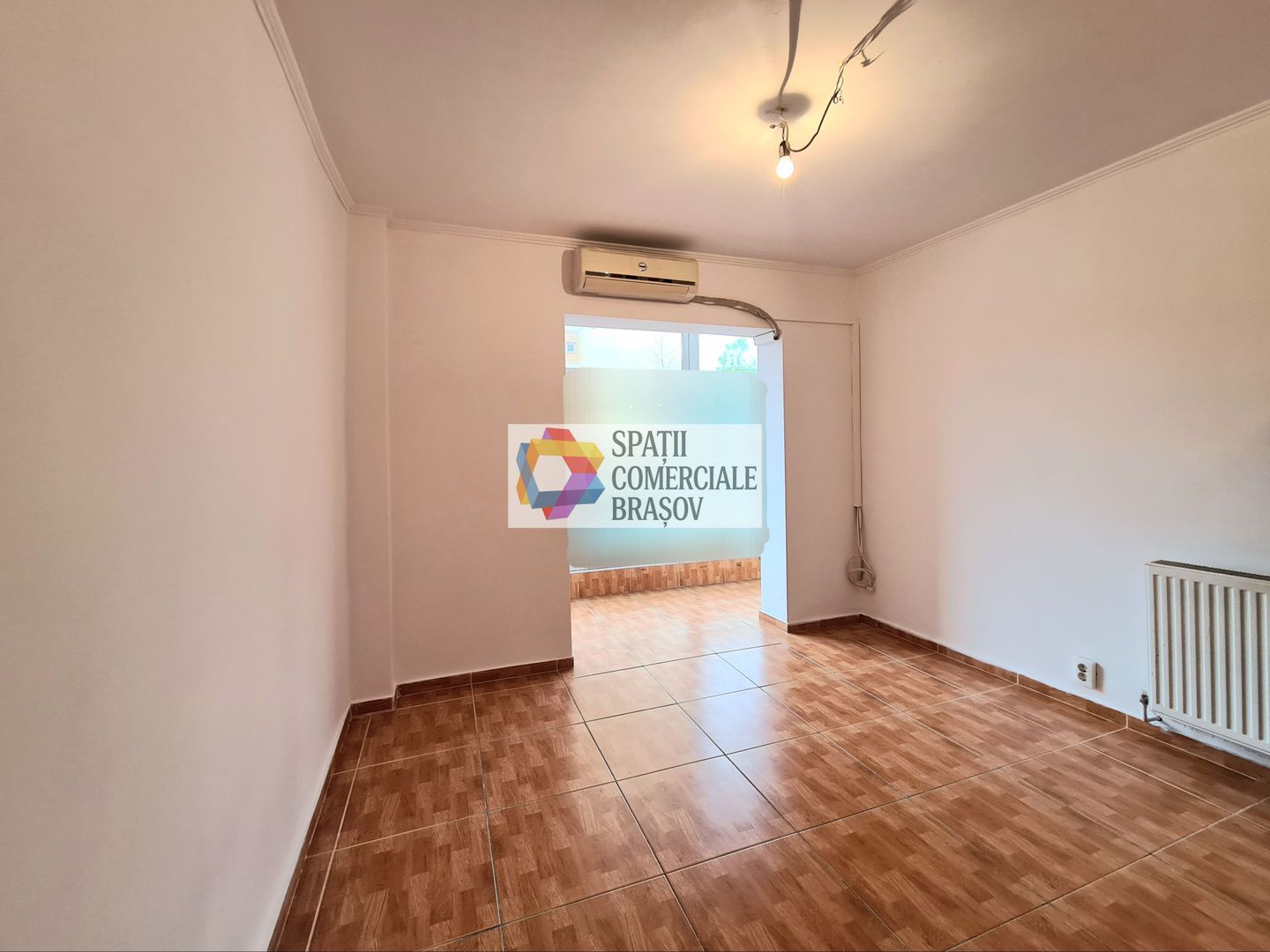 Spatiu comercial de închiriat Brașov - 52 mp # spatii-comerciale-brasov.ro - Poză 1