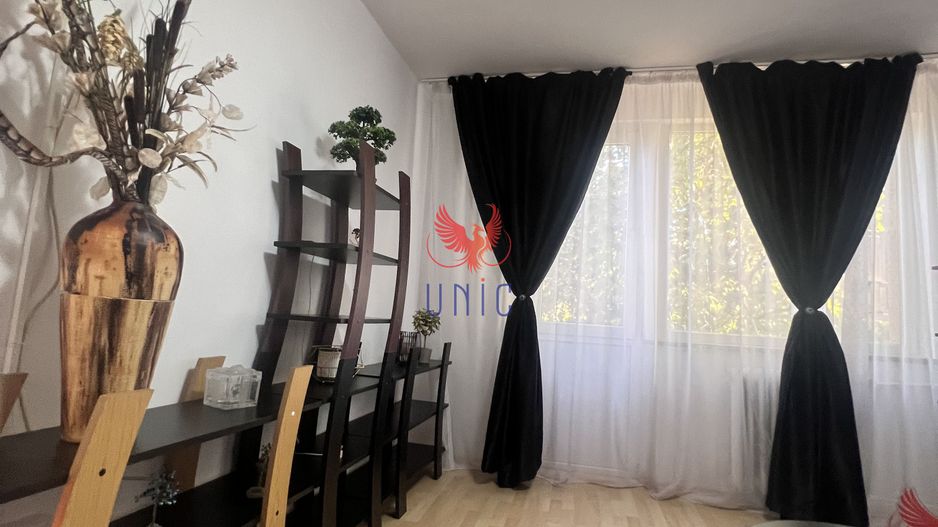 Decomandat, stradal, Calea Bucuresti etaj 1 - Poză 32