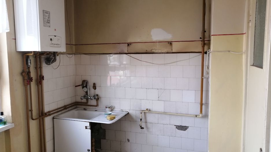 2 camere zona pietei Tractorul - Poză 11