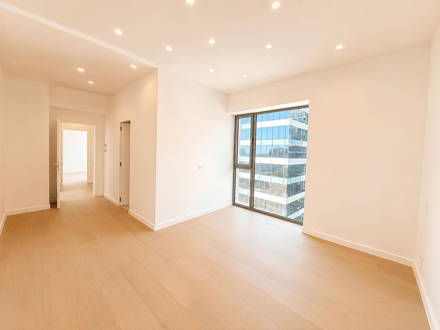 Apartament superb 3 camere I Aviatiei Tower Faza II I Vedere libera - Poză 15