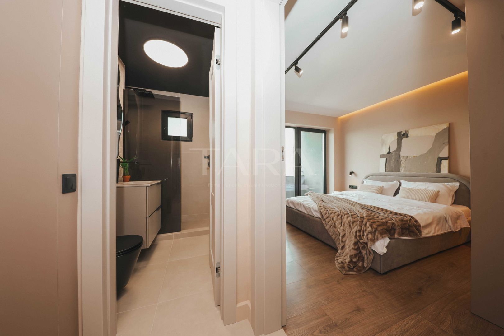 Apartament renovat premium cu panoramă – Gheorgheni. - Poză 5