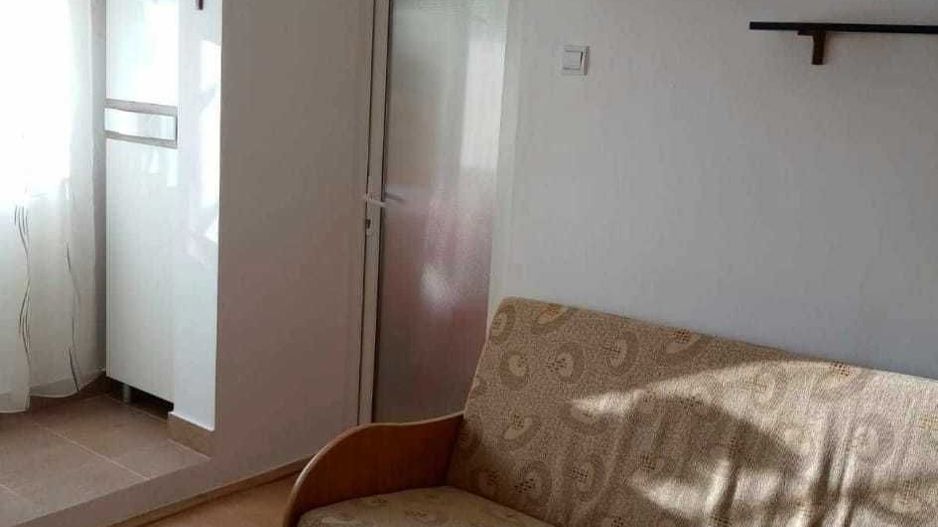 Soarelui | 1 Camera | Buctarie inchisa | Bloc izolat - Poză 5