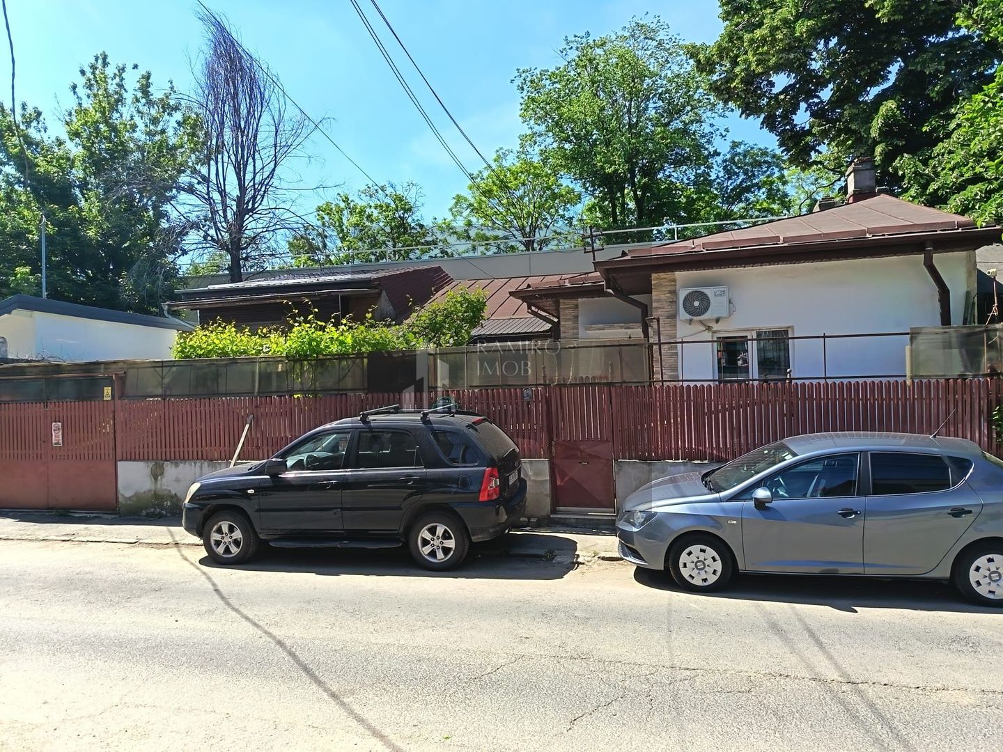Casa individuala Metrou Piata Sudului Sector 4 - Poză 1