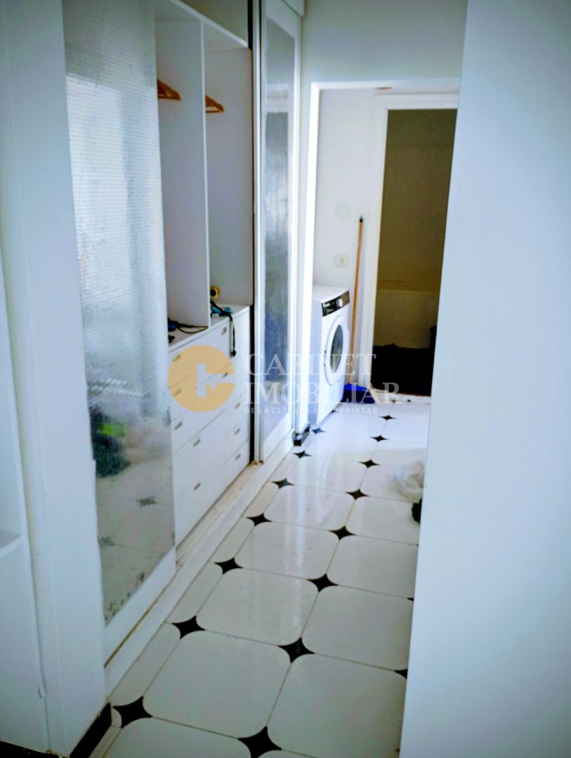 3 camere, decomandat, et.3/4, Podu de Fier, bloc 1982! - Poză 2