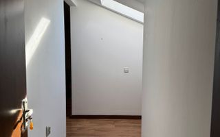 Apartament 3 camere de închiriat | zona Mărul de Aur | mansardă | - Poză 8