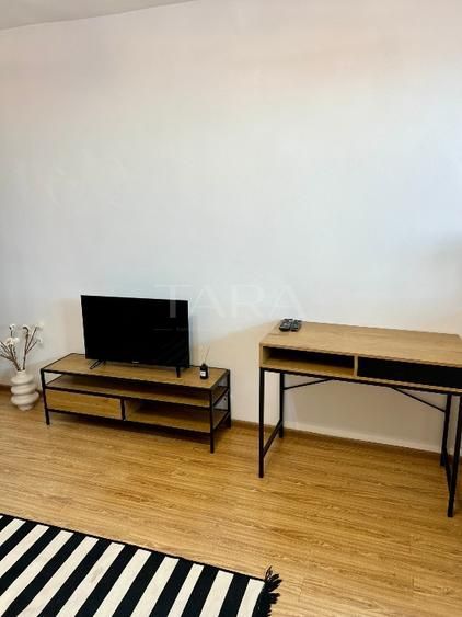 Garsonieră modernă, 30 mp, complet utilată, aproape de FSPAC și FSEGA. - Poză 9