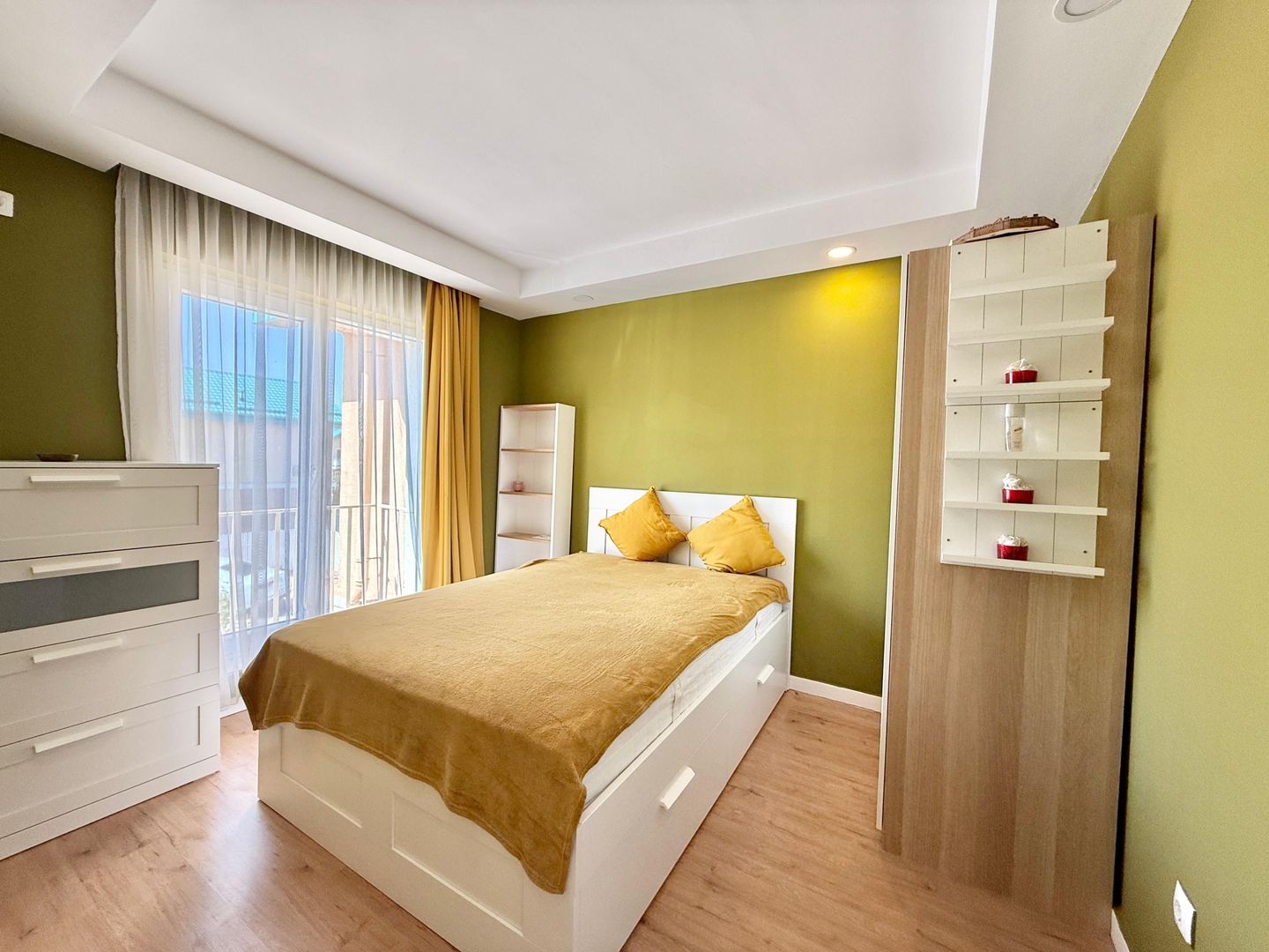 Cosmopolis - Vila NC cu 2 Dormitoare Mobilata si Utilata - Poză 11