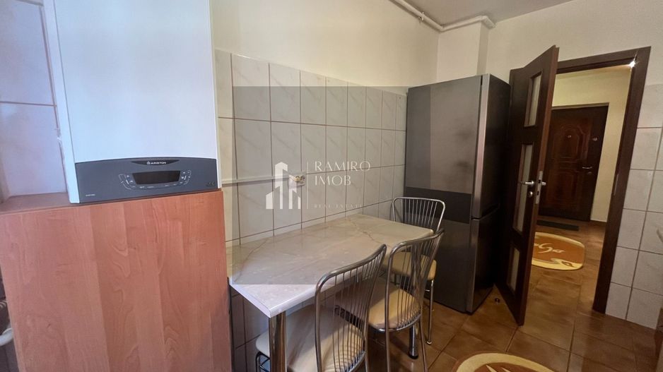 Apartament 2 camere,  decomandat - Poză 2