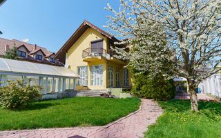 Reședință de Lux la Liziera Pădurii – Oază de Intimitate în Parcul Sub Arini - Poză 1