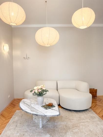Rare Find | Apartament de Design în casă - Poză 2
