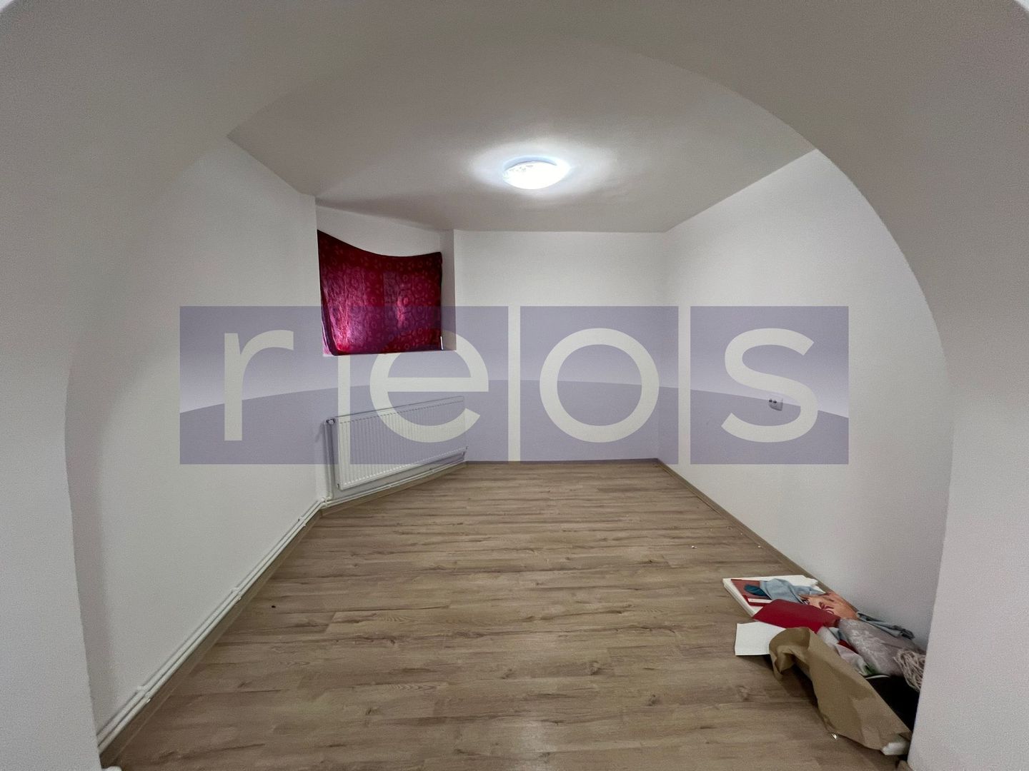 VANZARE STUDIO DUBLU 50MP DEMISOL BANU MANTA VICTORIEI CENTRALA PROPRIE - Poză 2