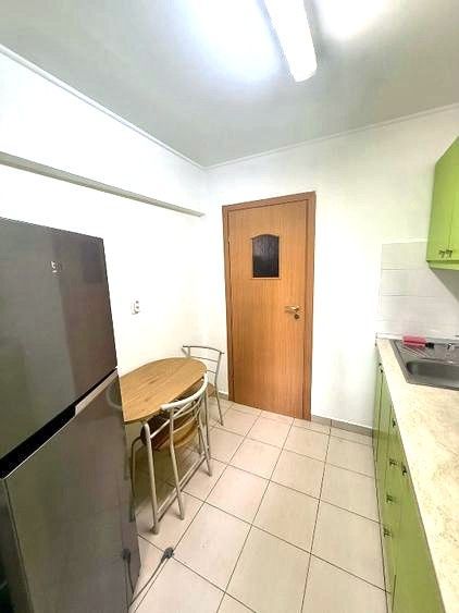 🏡 Închiriez Apartament cu 2 camere renovat, Bd. Basarabiei, etaj 2 - Poză 6