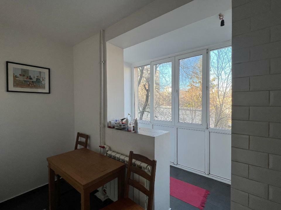 3 camere Titan, langa Parc si Stadionul National - Poză 7