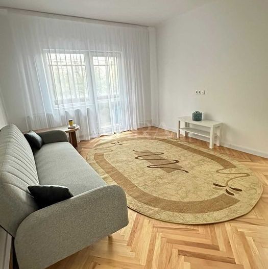 Apartament 3 camere,  central Grigorescu. - Poză 1