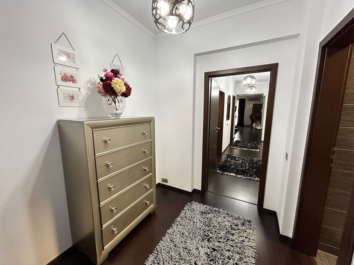 Aviatiei zona Caramfil 4 camere Parcare / Nou prima inchiriere - Poză 6