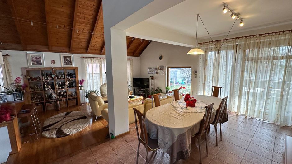 Vila de vanzare zona Braytim - Poză 4