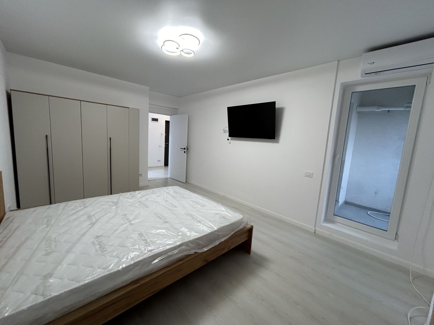 Studio zona Metalurgiei + Loc de Parcare la prima închiriere - Poză 4