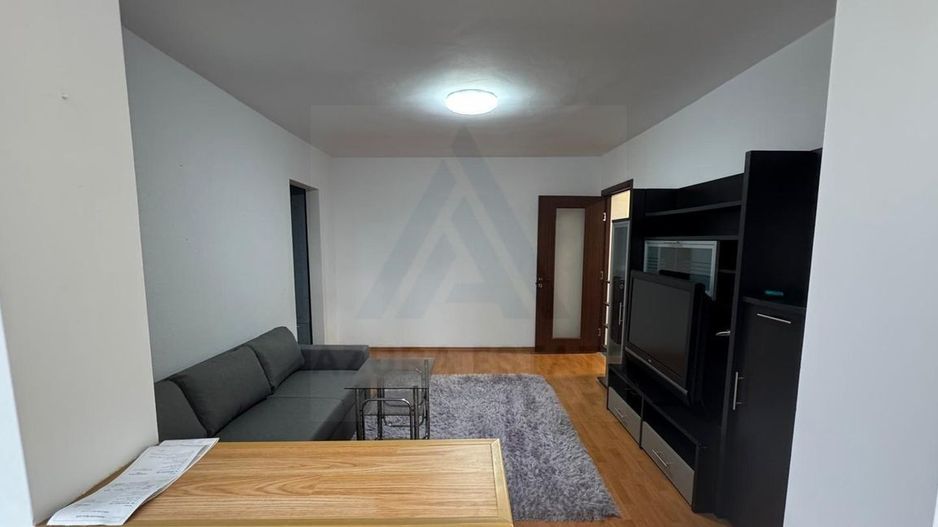 Apartament renovat 3 camere 2 dormitoare pivnita in zona Mihai Viteazu - Poză 3