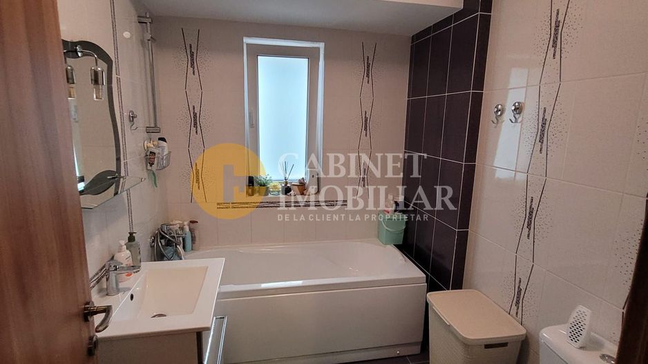 Apartament 3 camere DECOMANDAT - PACURARI - Poză 6
