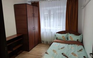 AP. 3 CAMERE GORJULUI, LOC PARCARE, BOXA SUBSOL, CENTRALA TERMICA - Poză 5