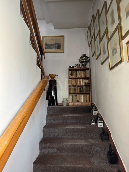 Casă spațioasă și confortabilă în Andrei Mureșanu - Poză 4