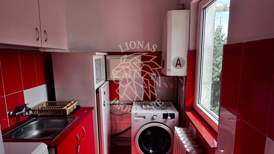 Apartament 2 camere - balcon - Zona Decebal - Poză 5