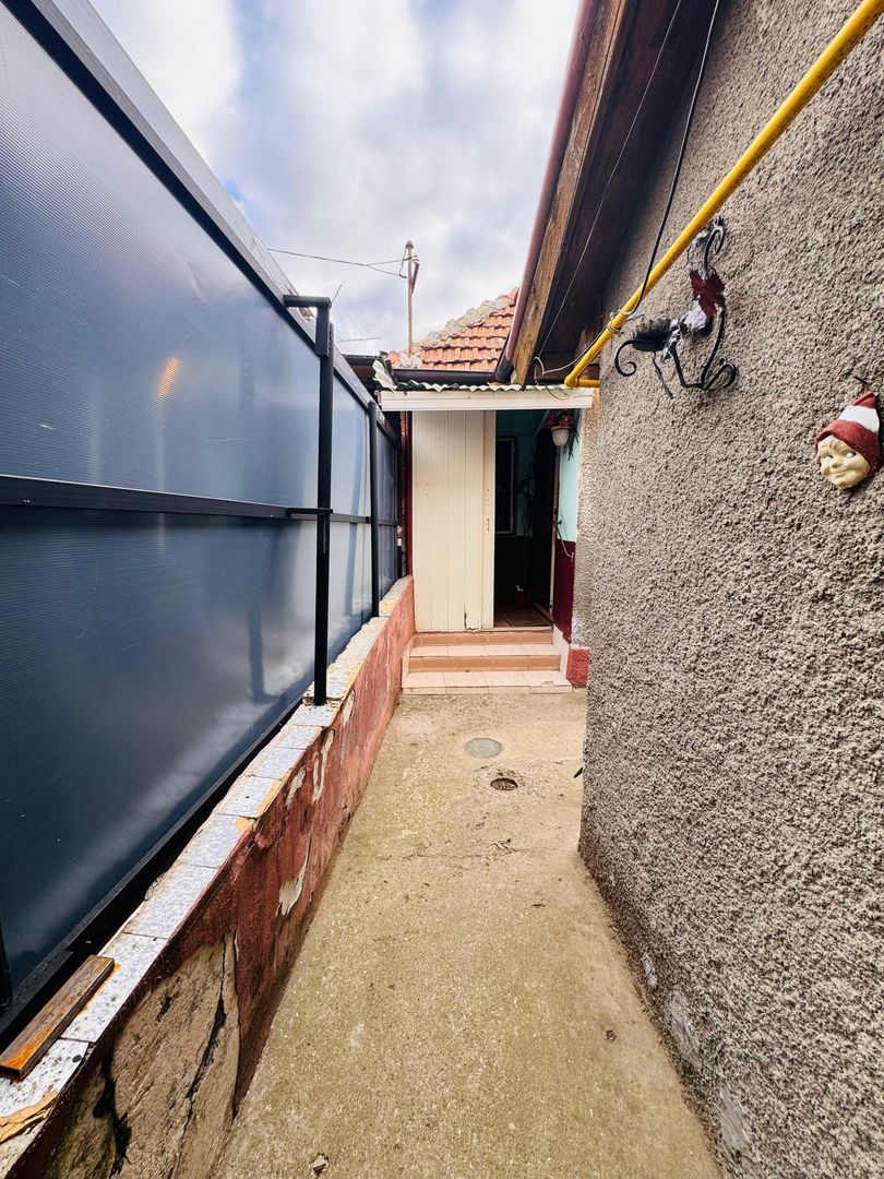 Casa singur in curte zona Dealuri Oradea - Poză 14