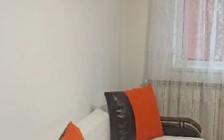 De inchiriat apartament 2 camere, Micro 19, Parma, 1500 lei - Poză 2