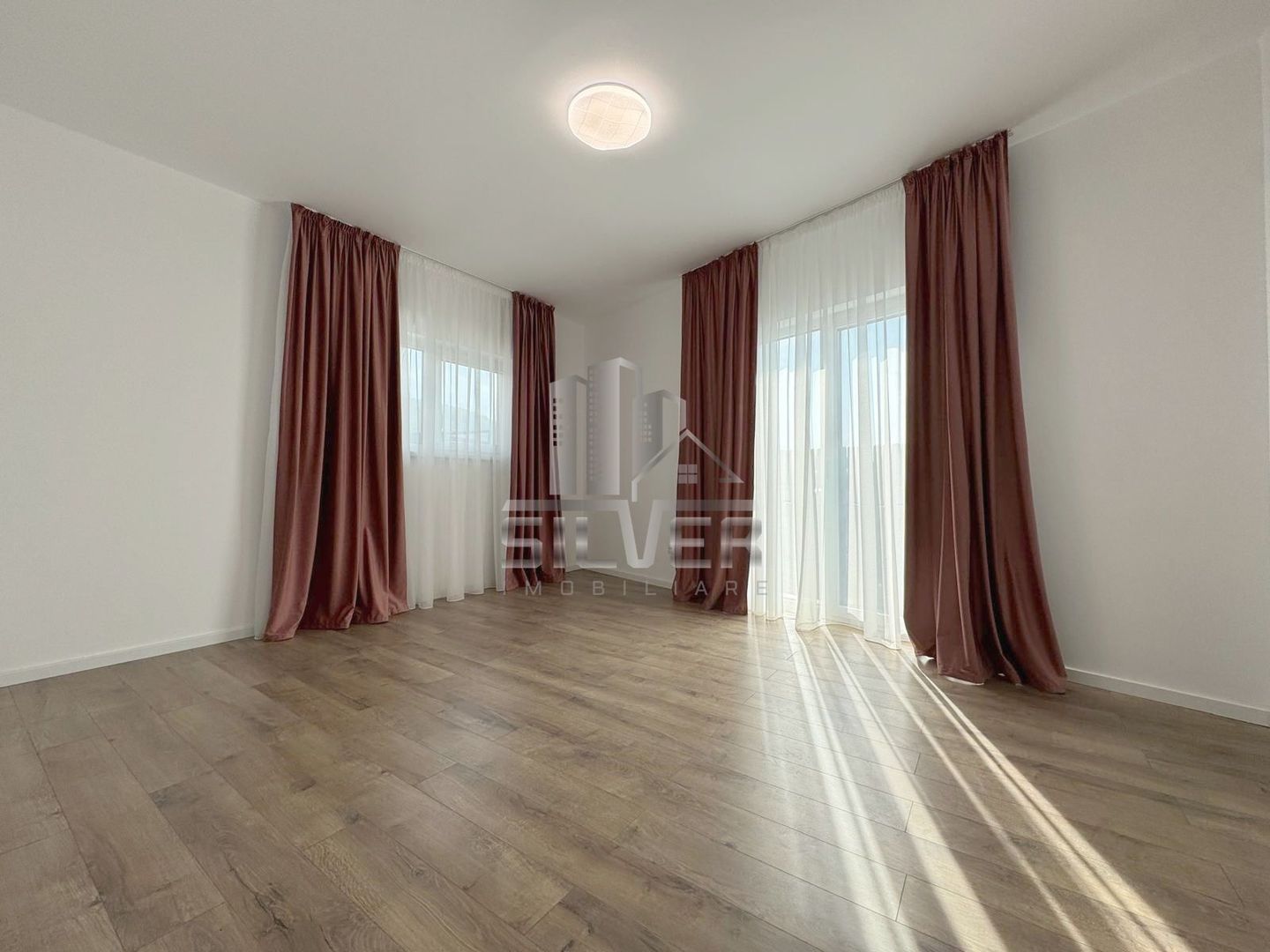 Apartament cu 3 camere/74 mp/gradina 62 mp. - Poză 8