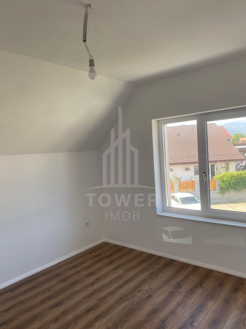 Casă de vânzare cu 4 camere | Loc. Cristian-Sibiu - Poză 10