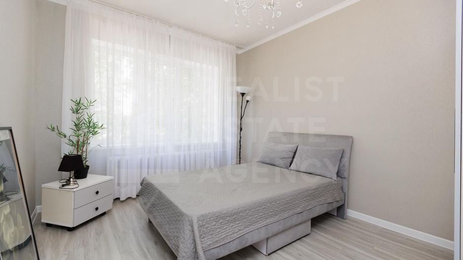 Vânzare, apartament, 2 camere, strada Hristo Botev, Botanica - Poză 1
