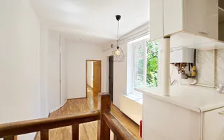 Casă consolidată la preț de apartament - Poză 19