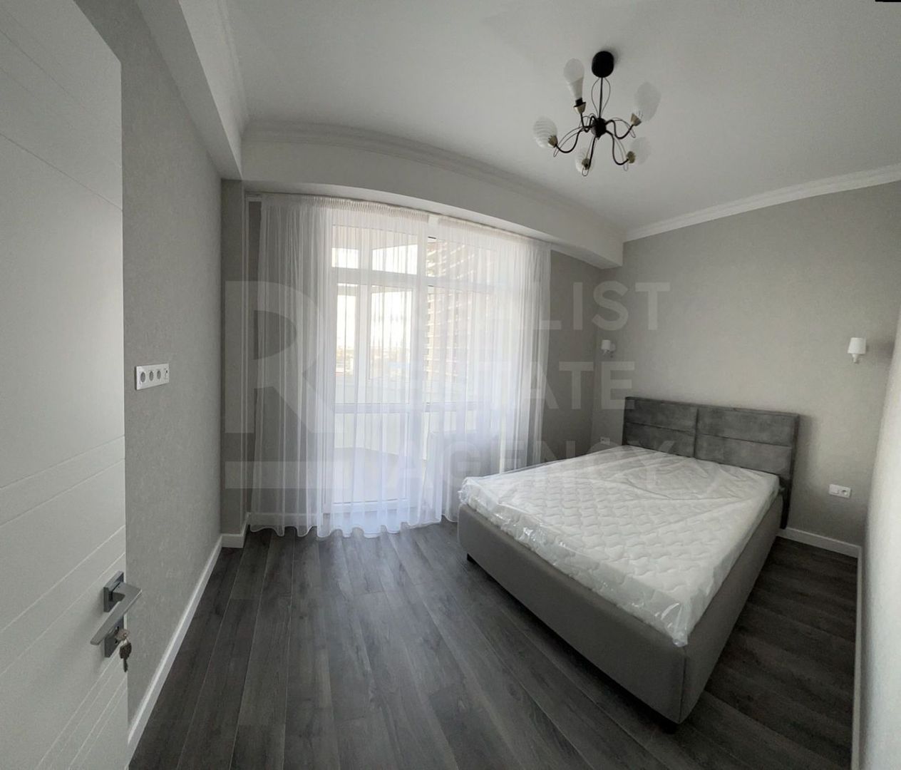 Chirie, apartament, 2 camere, str. Grădina Botanica, Botanica - Poză 2