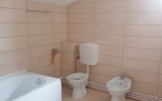 Casa /Vila de inchiriat Bucium - 850 euro - Poză 12