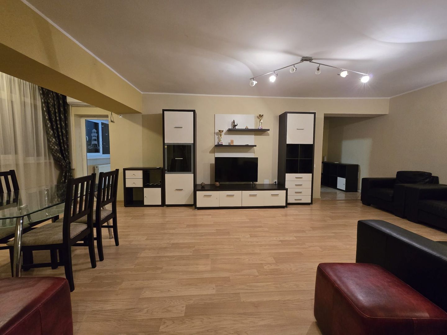 De inchiriat apartament cu 3 camere, Ultimul Leu, 600 Euro - Poză 8