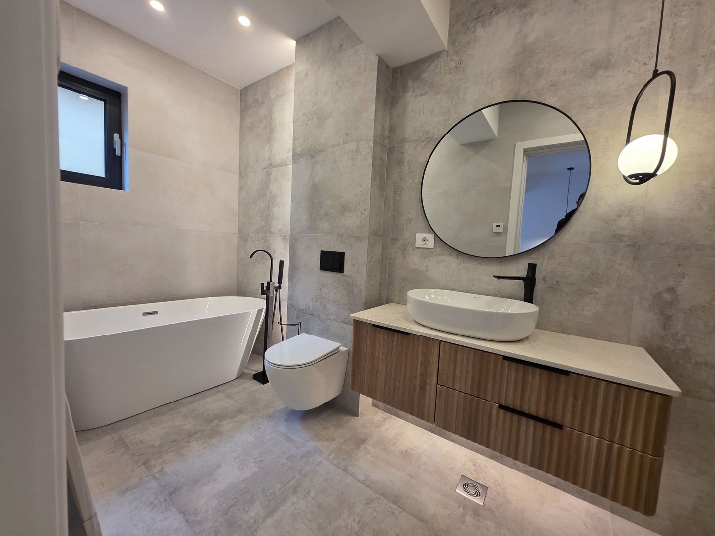 Apartament 4 Camere de vanzare Iancu Nicolae utilat mobilat - Poză 11