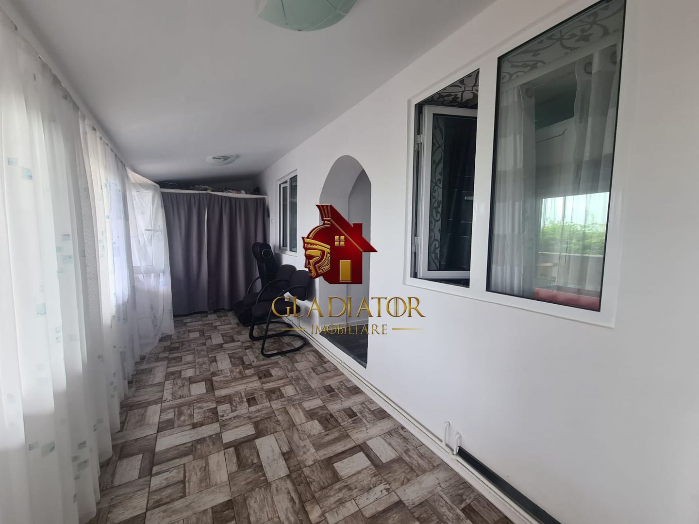 Casa + garaj + 1400 mp teren in Tomesti Goruni, zona de vis, nu rata - Poză 14