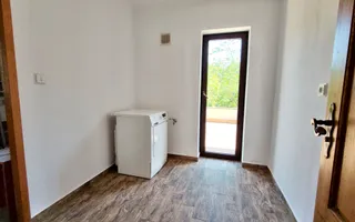 Casă cuplată/ Duplex, D+P+E, 640 teren, Str.Tautiului, Florești - Poză 17