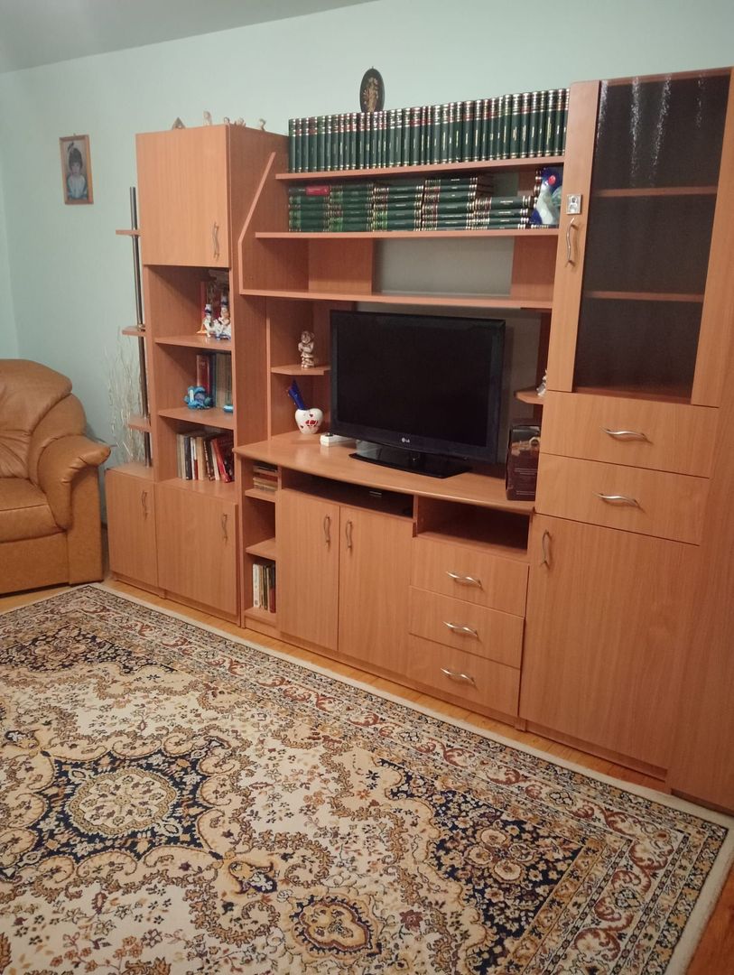 Apartament cu 2 camere de inchiriat in zona Ampoi 3 - Poză 2