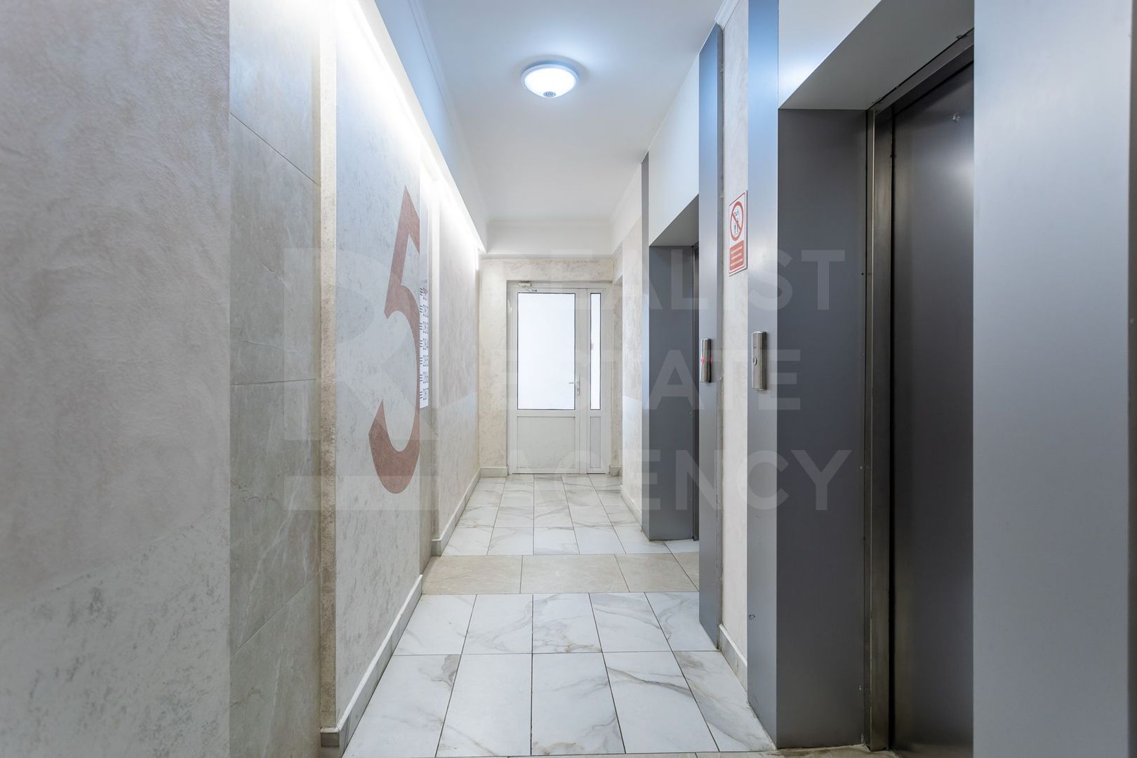 Vânzare, apartament, 2 camere+living, str. Ion Creangă, sect Buiucani - Poză 4