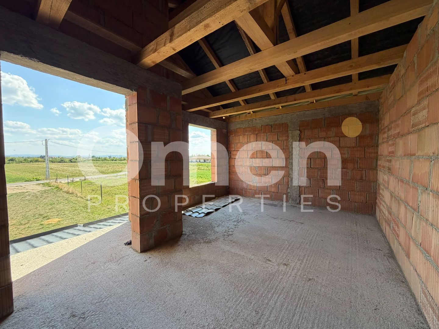 Casa la rosu de vanzare | 120 mp | 5 ari de teren | sat Sasar - Poză 7