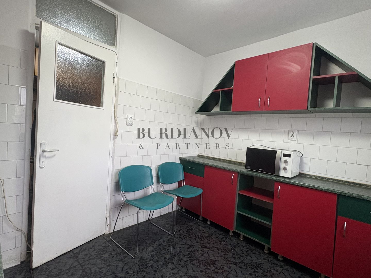 Apartament cu 3 camere - Bd. Basarabia / Metrou Titan - Poză 6