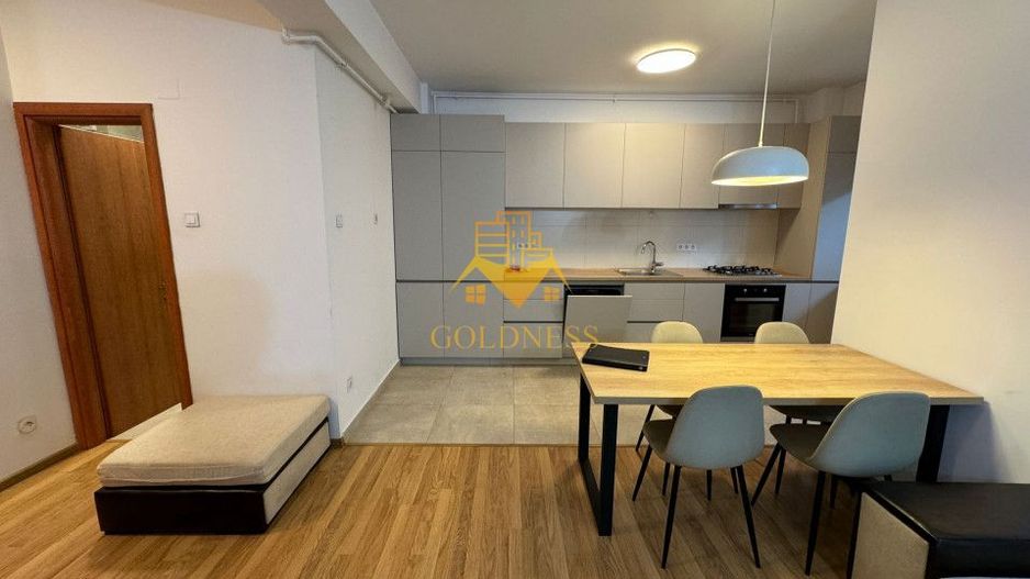 2 camere, Andrei Muresanu, Pet Friendly,Grand Hotel Italia, Trifoiului - Poză 3