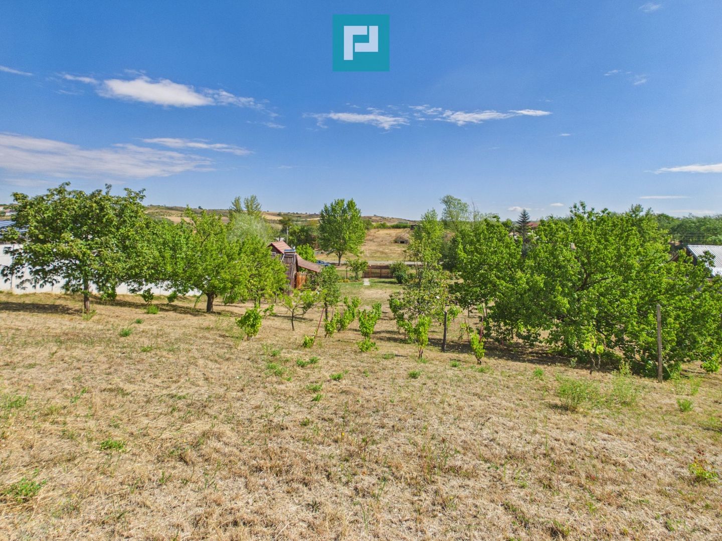 Casă din lemn în Uileacu de Munte – teren 2140 mp - Poză 26