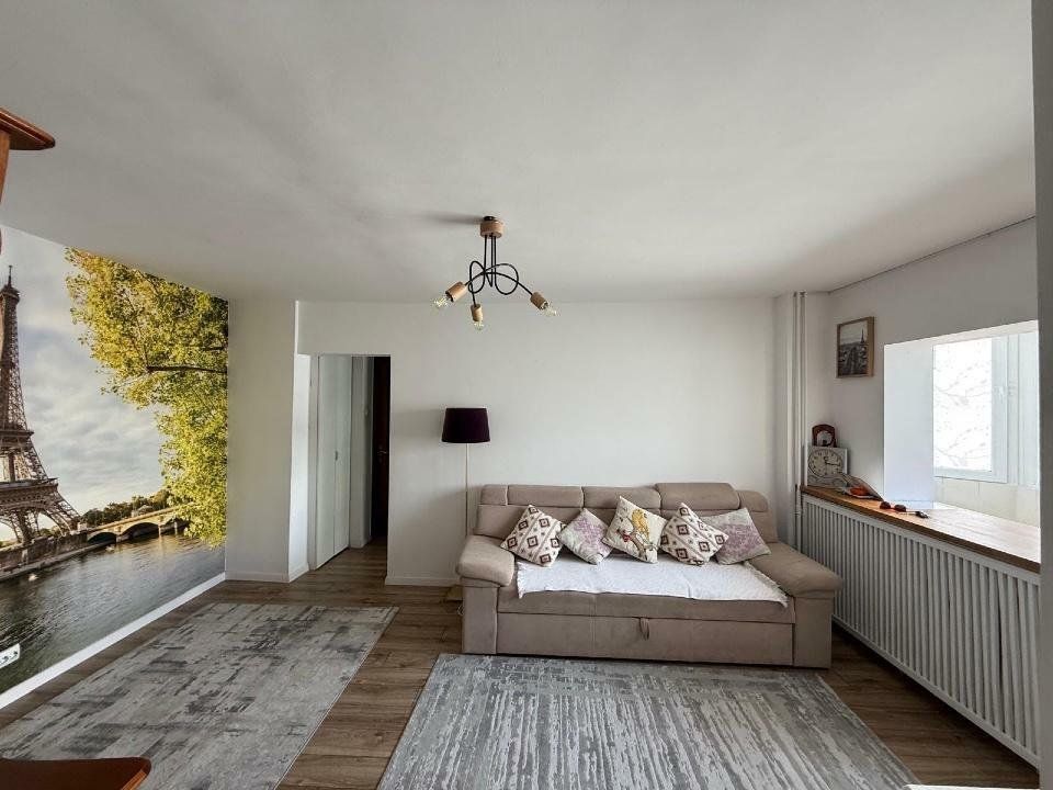 De vânzare, apartament 4 camere  I. Mihalache (1 Mai) sect 1 - Poză 2