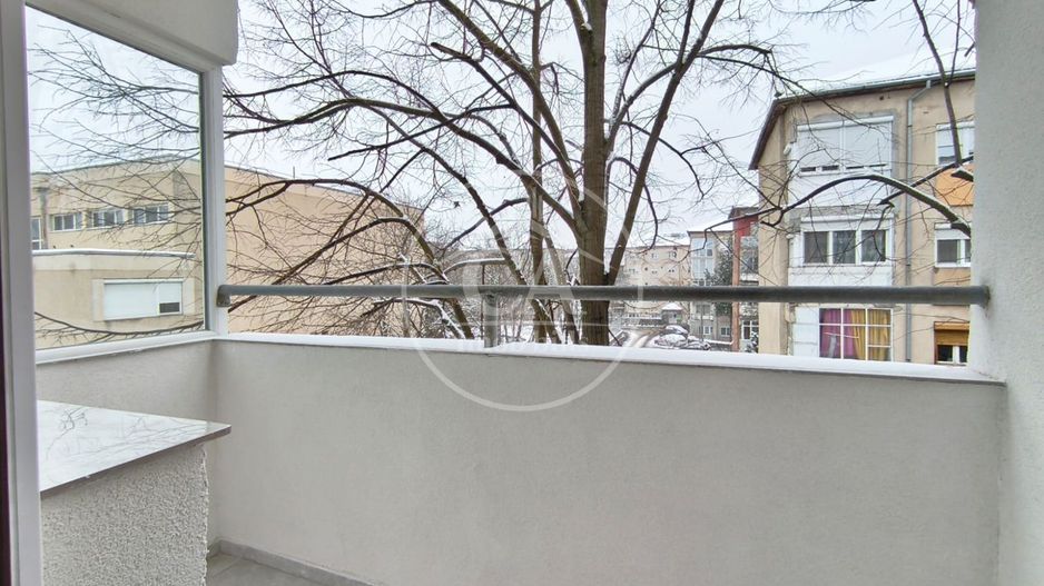 Apartament de vânzare cu 2 camere în zona Iosia Nord, Oradea - Poză 10
