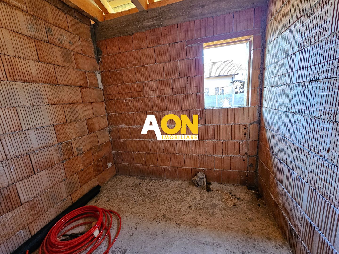 Casa semifinisata, 4 camere, 2 bai, 448 mp teren, zona Alba - Micesti - Poză 9