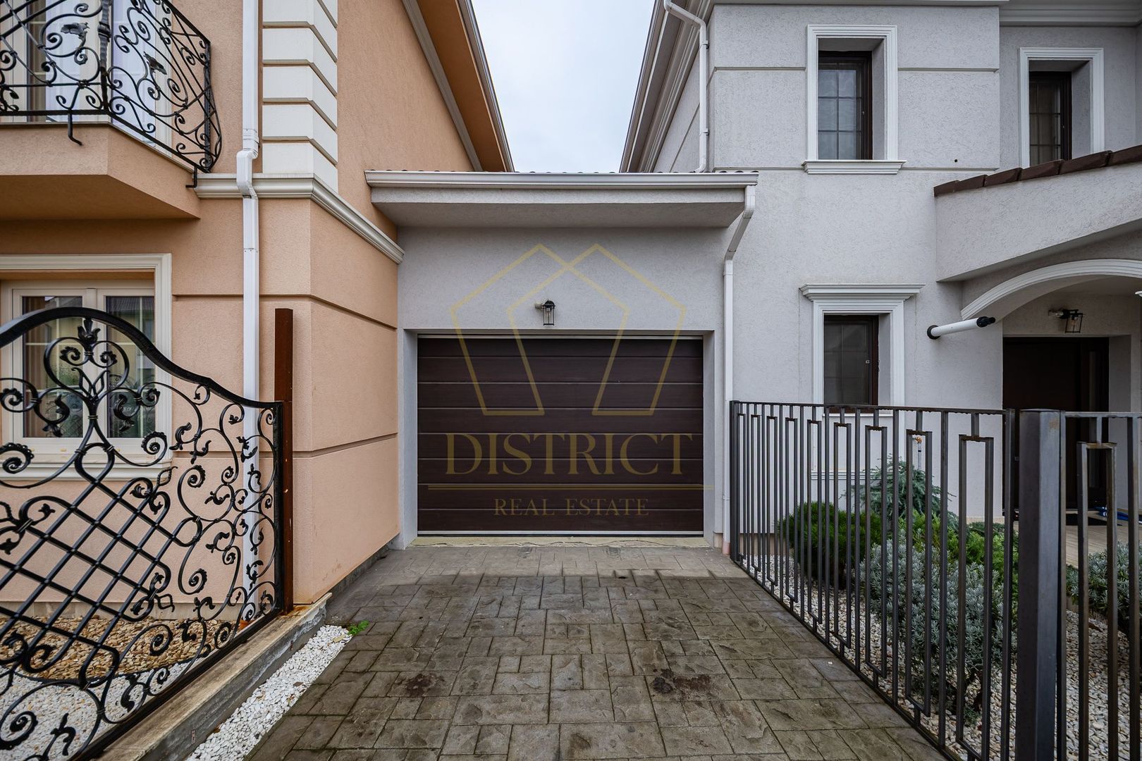 Vila exclusivista cu garaj si piscina I Dumbravita I Comison 0% - Poză 53