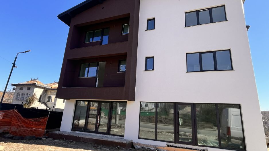 Apartament cu 2 camere   Et 2 I Suceava/BurdujeniI 71.500Euro - Poză 2